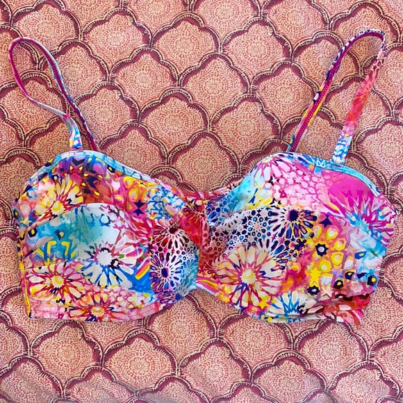 Sunsets 34 D blossom iconic twist top floral Whimsy - Picture 2 of 8